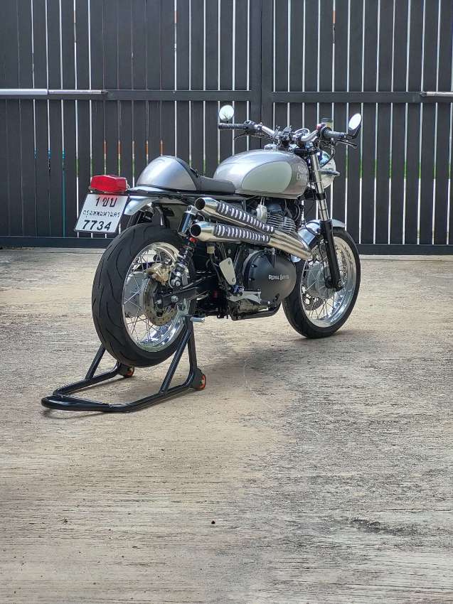 ROYAL ENFIELD INTERCEPTOR 650 CUSTOM