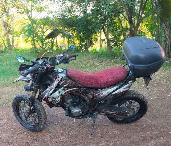 HEAD TURNING, LOW Km. CUSTOM HONDA CRF M 250+cc, 2nd. non-Thai owner