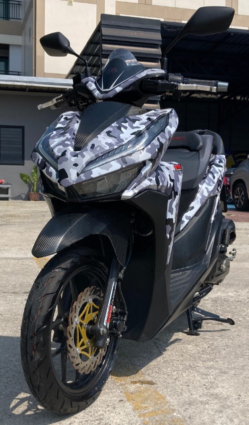 2021 Honda Click 125i (tricked out)