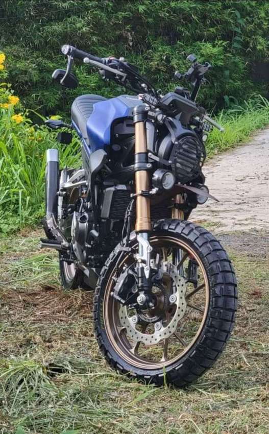 2019 CB300R Custom Street Fighter / Scrambler Style